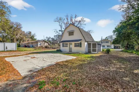 902 Two Houses Lane Seffner FL 33584