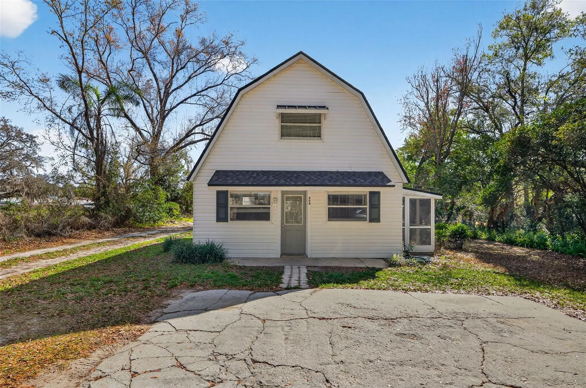 902 Two Houses Lane Seffner FL 33584