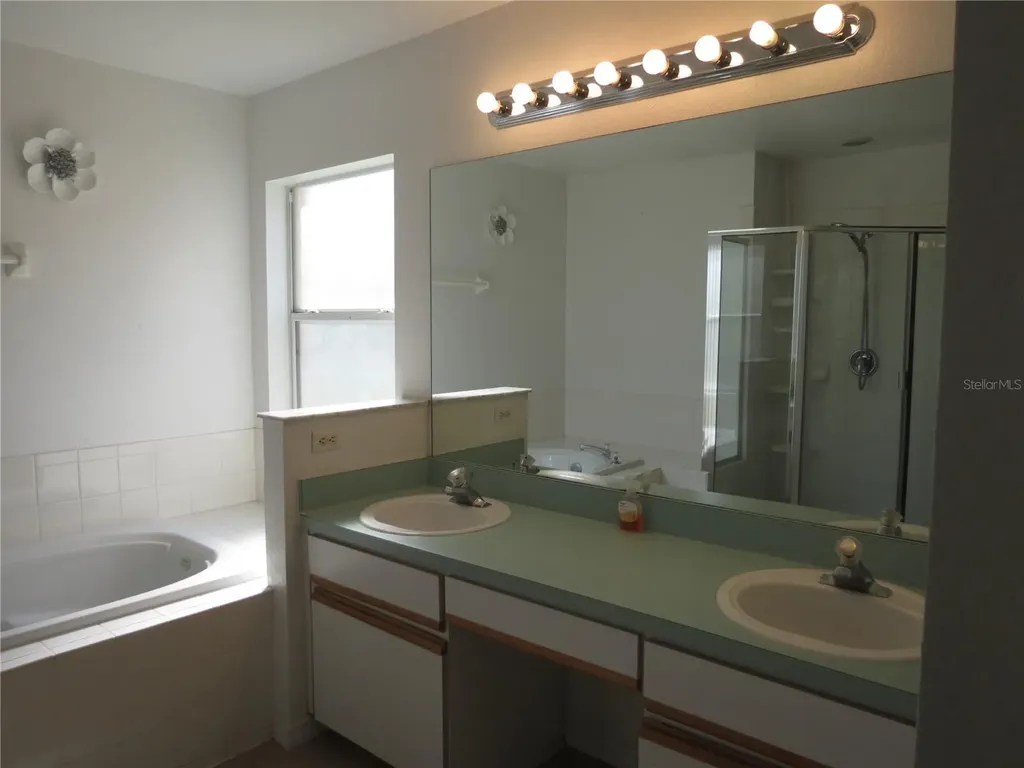 151 Pinewood Drive Davenport FL 33896