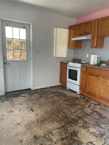 309 Center Street Auburndale FL 33823