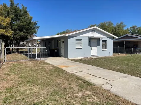 309 Center Street Auburndale FL 33823