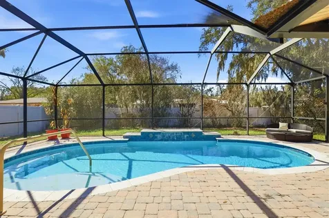 807 W Russell Drive Plant City FL 33563