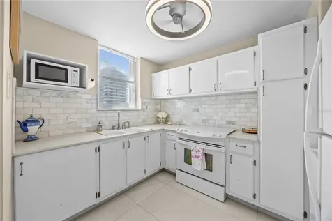 1035 Avenue Ashford San Juan PR 00907