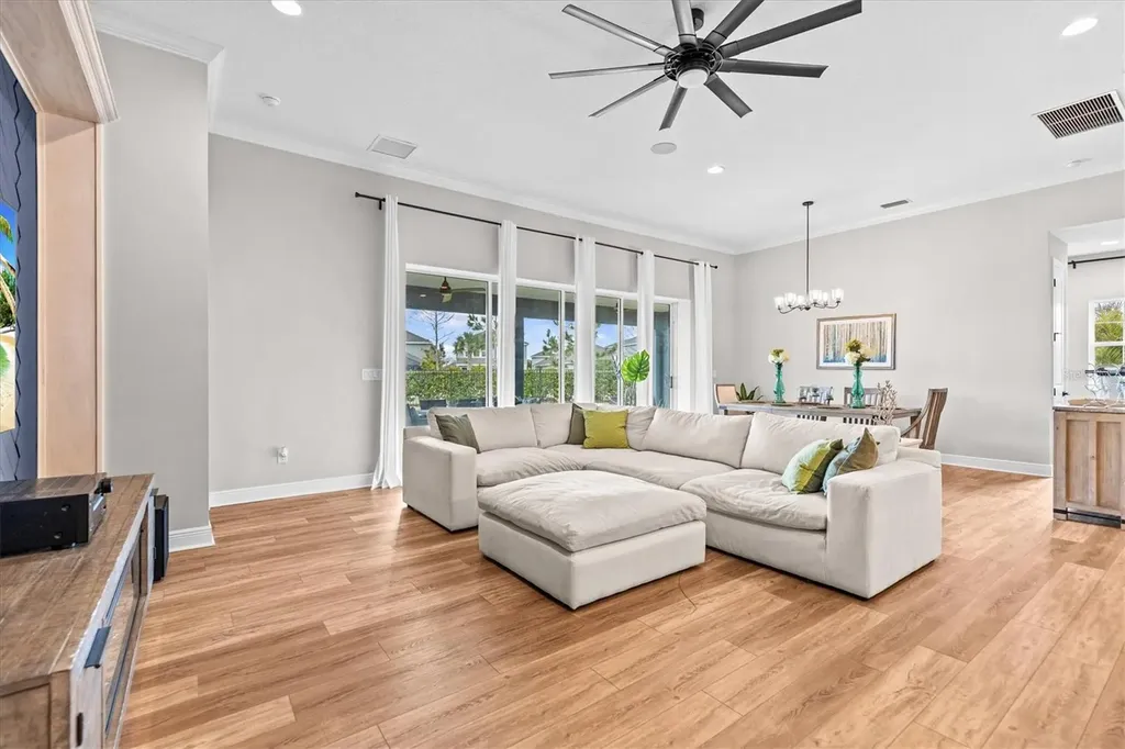 5448 Wayfarer Avenue Apollo Beach FL 33572