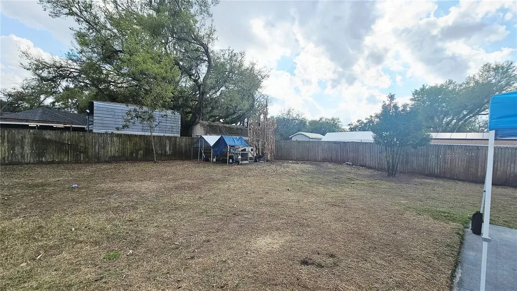 3009 S Willow Drive Plant City FL 33566