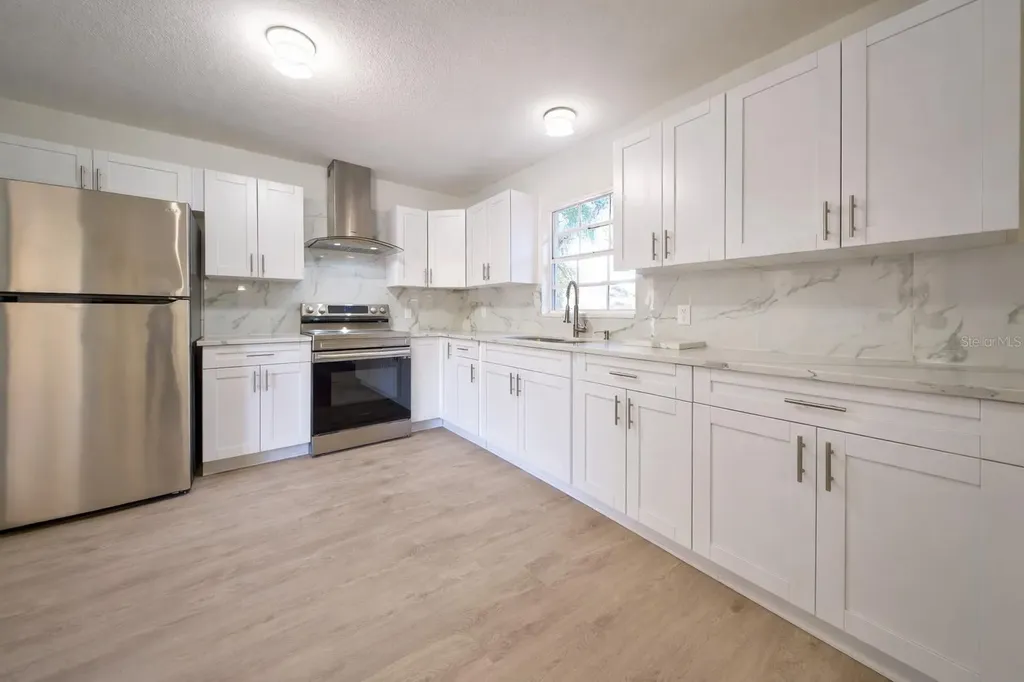 720 Swiss Drive Lakeland FL 33810