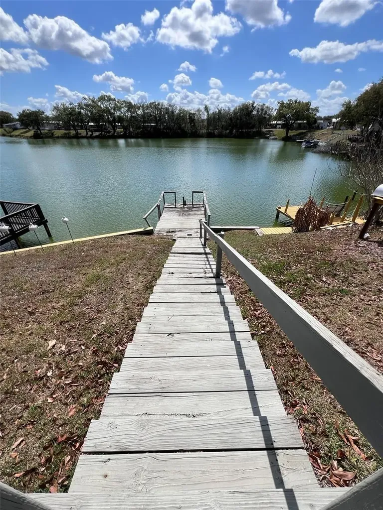 2055 S Floral Avenue Bartow FL 33830