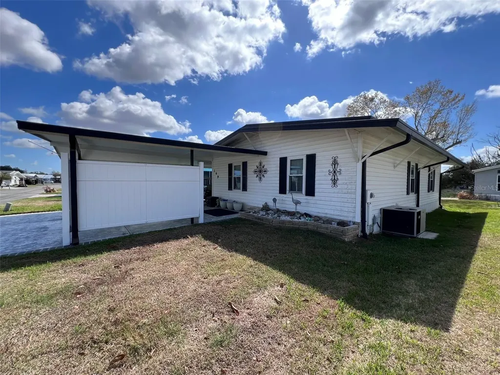 2055 S Floral Avenue Bartow FL 33830