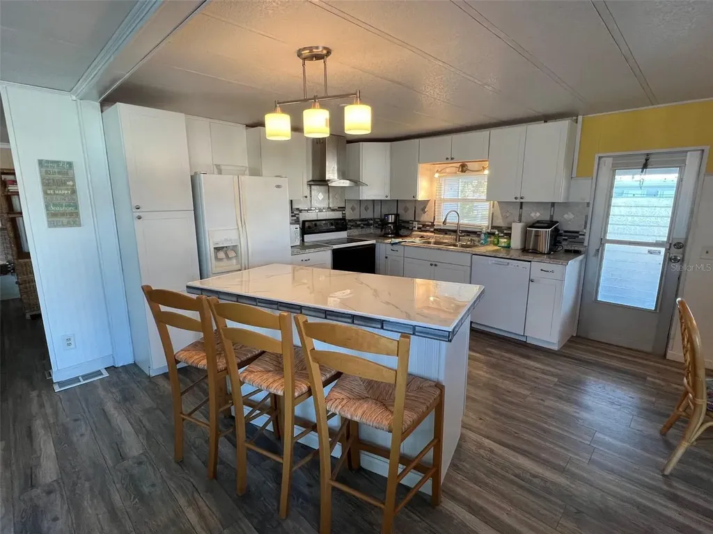 29250 Us Highway 19 N Clearwater FL 33761