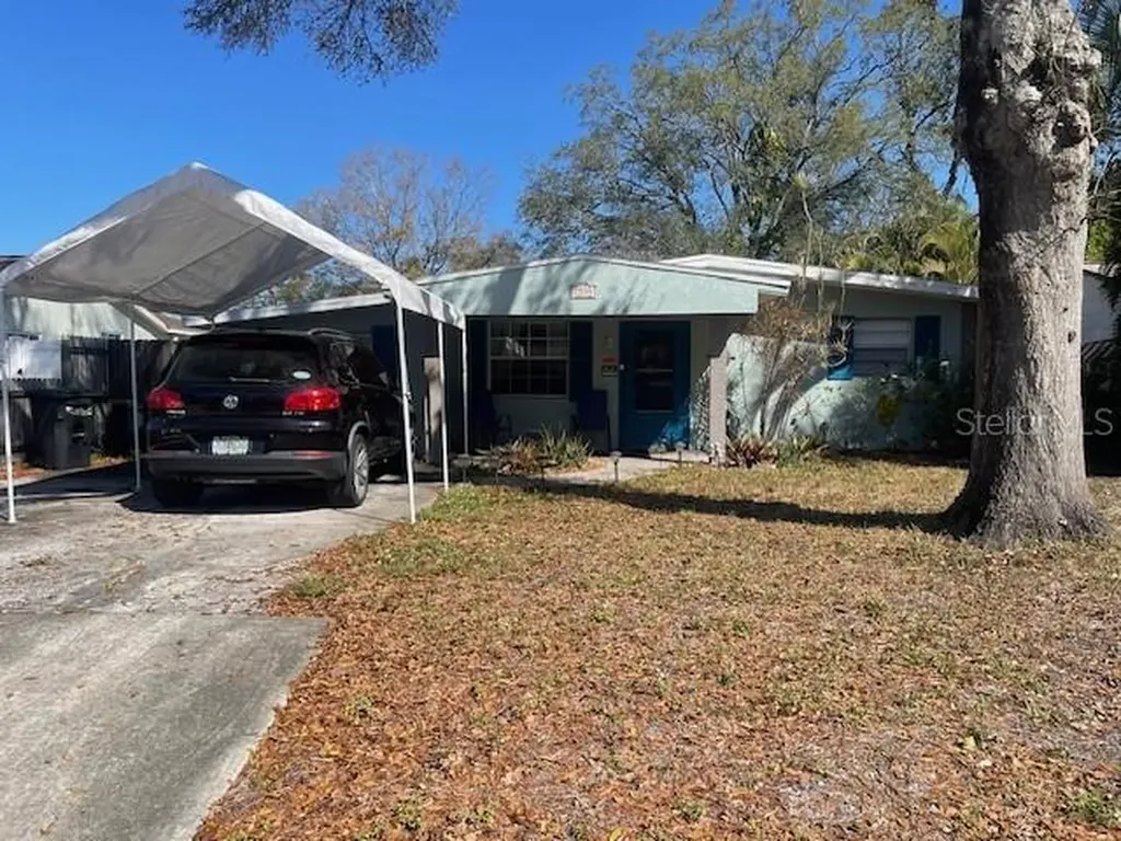 7935 49th Avenue N St Petersburg FL 33709