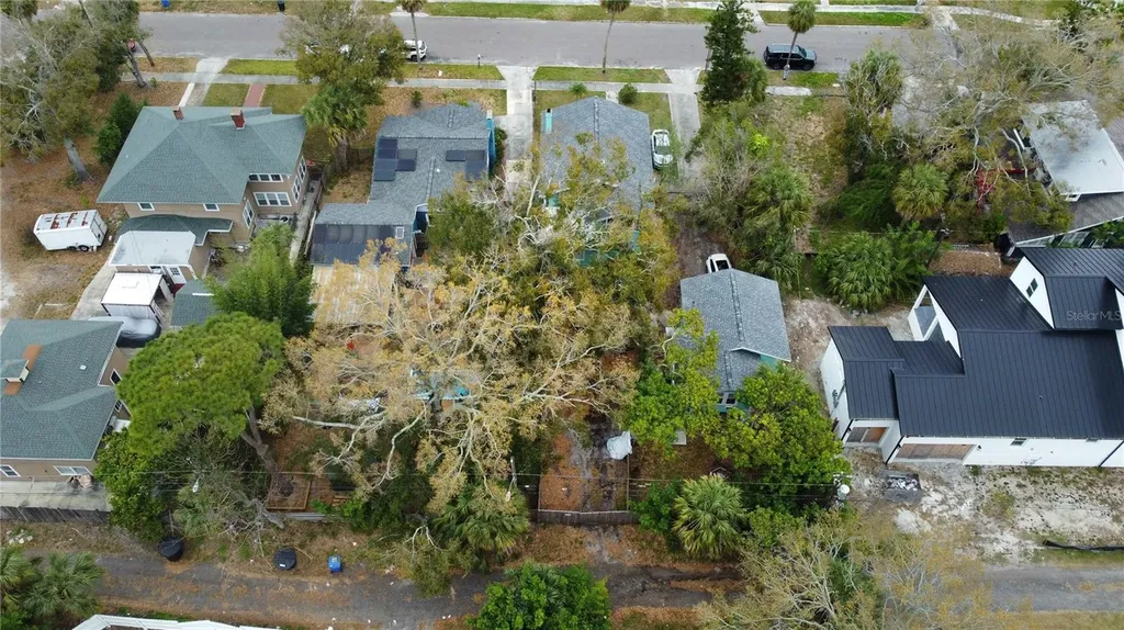 626 37th Avenue S St Petersburg FL 33705