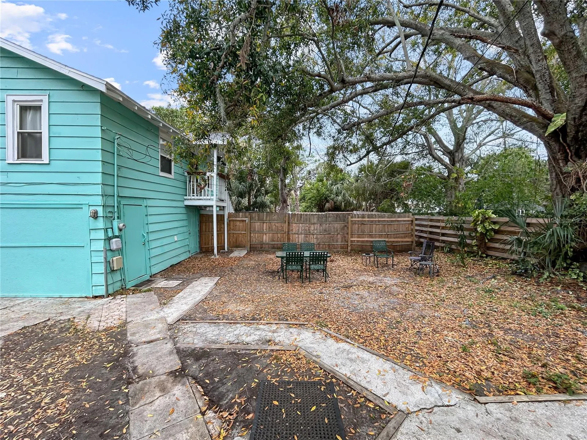 626 37th Avenue S St Petersburg FL 33705