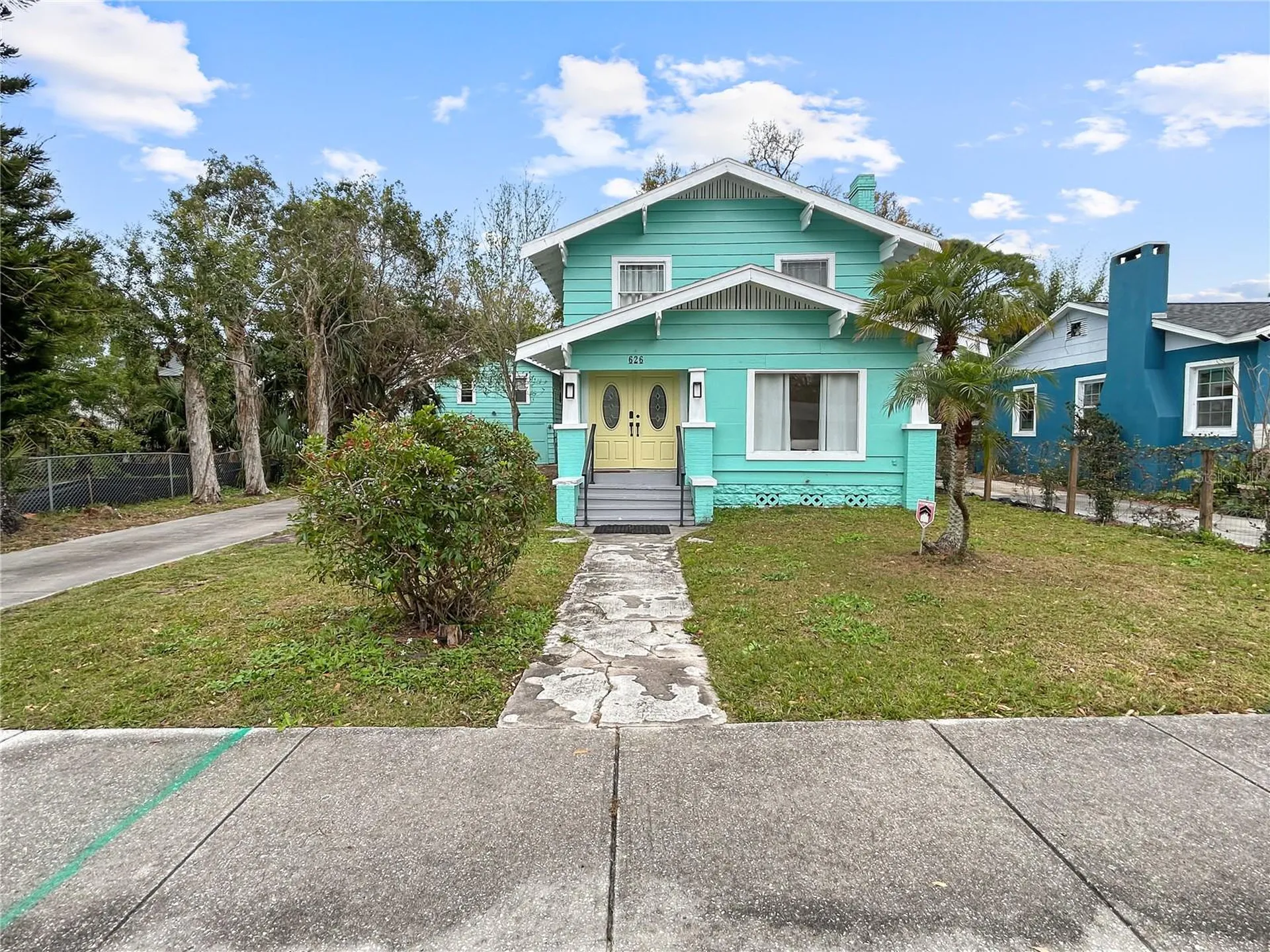 626 37th Avenue S St Petersburg FL 33705