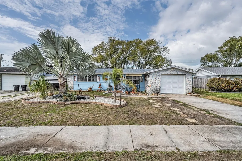 1131 Royalwood Drive Holiday FL 34690