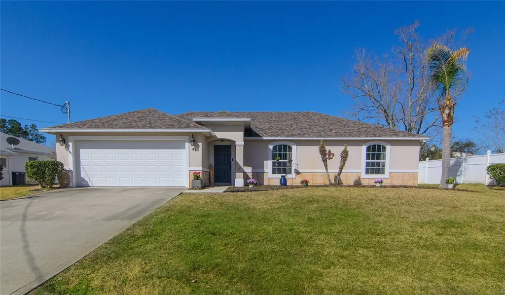 41 Wood Center Lane Palm Coast FL 32164