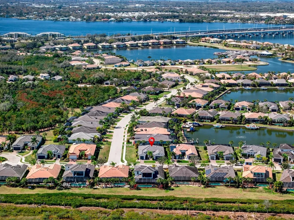 5611 Tidewater Preserve Boulevard Bradenton FL 34208
