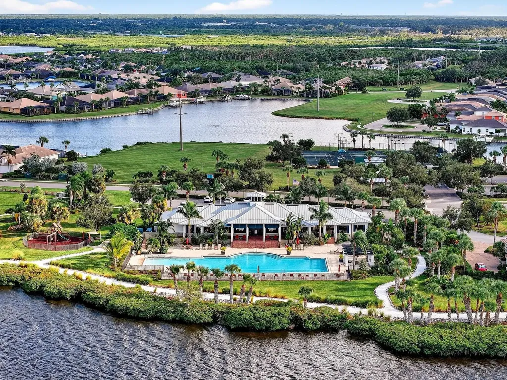 5611 Tidewater Preserve Boulevard Bradenton FL 34208