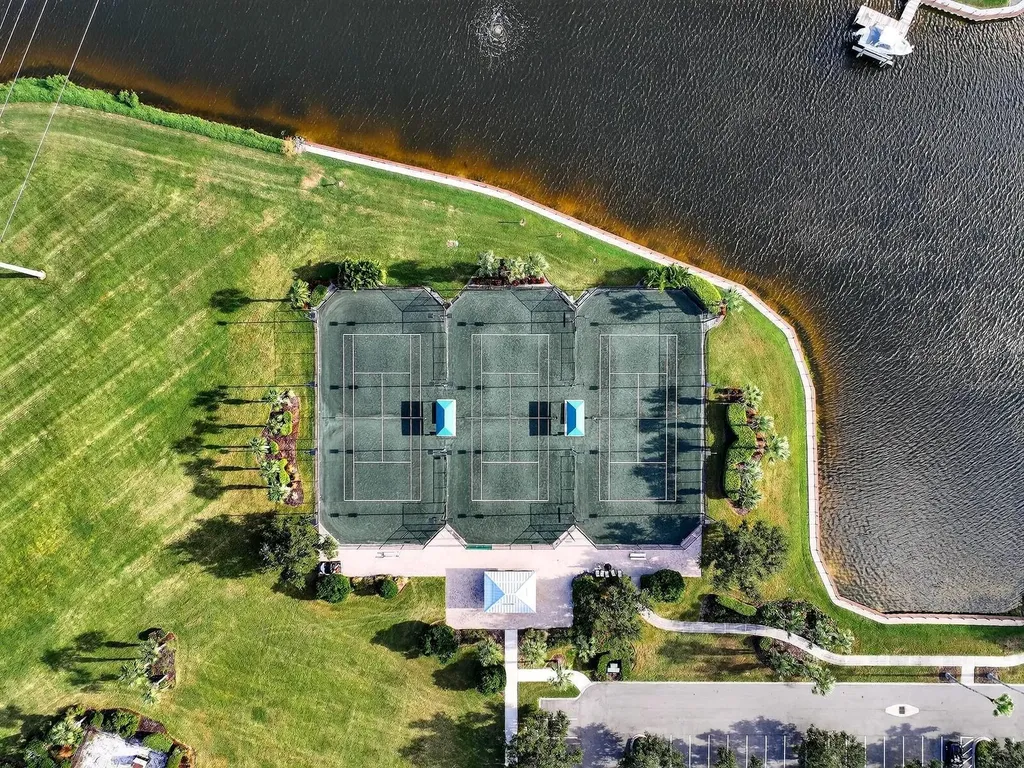 5611 Tidewater Preserve Boulevard Bradenton FL 34208
