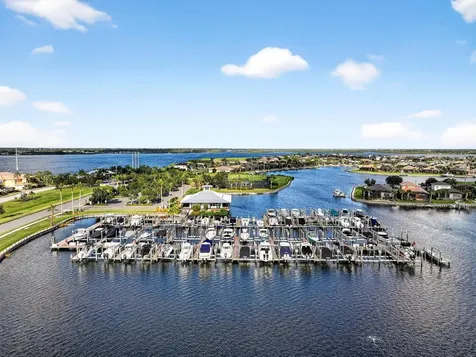 5611 Tidewater Preserve Boulevard Bradenton FL 34208