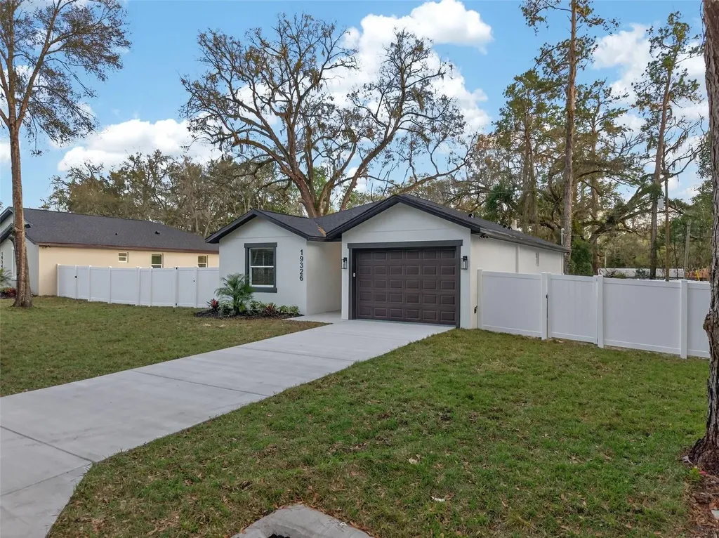 19326 Center Street Brooksville FL 34601