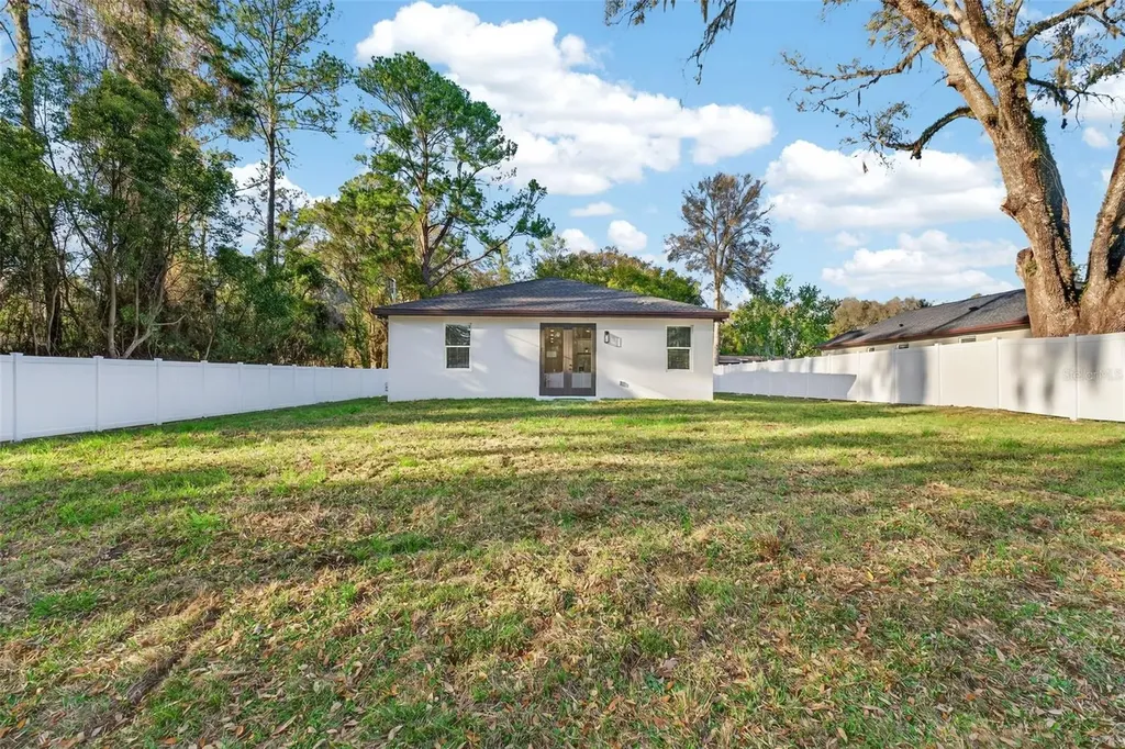 19326 Center Street Brooksville FL 34601