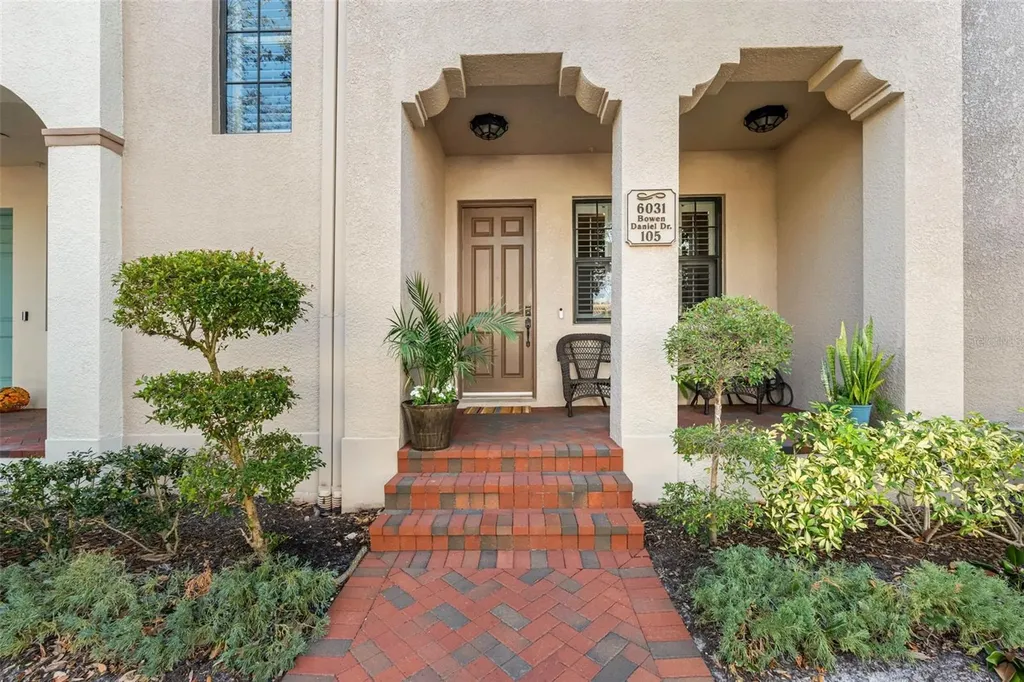 6031 Bowen Daniel Drive Tampa FL 33616