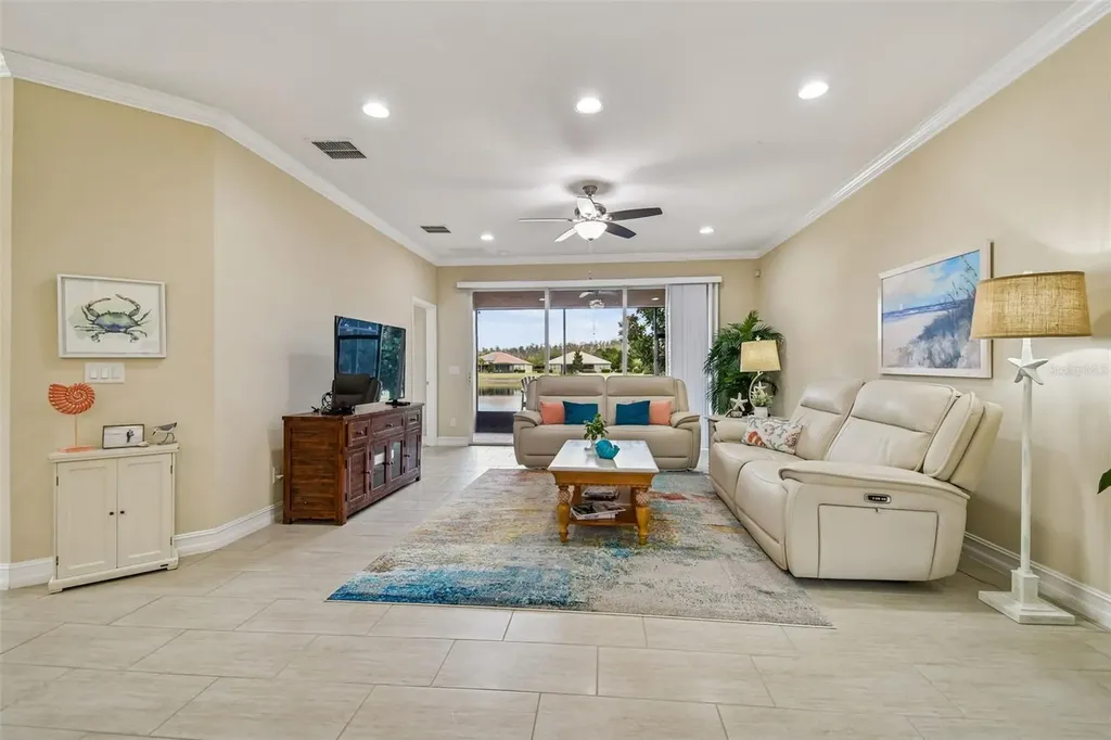 4913 Marble Springs Circle Wimauma FL 33598