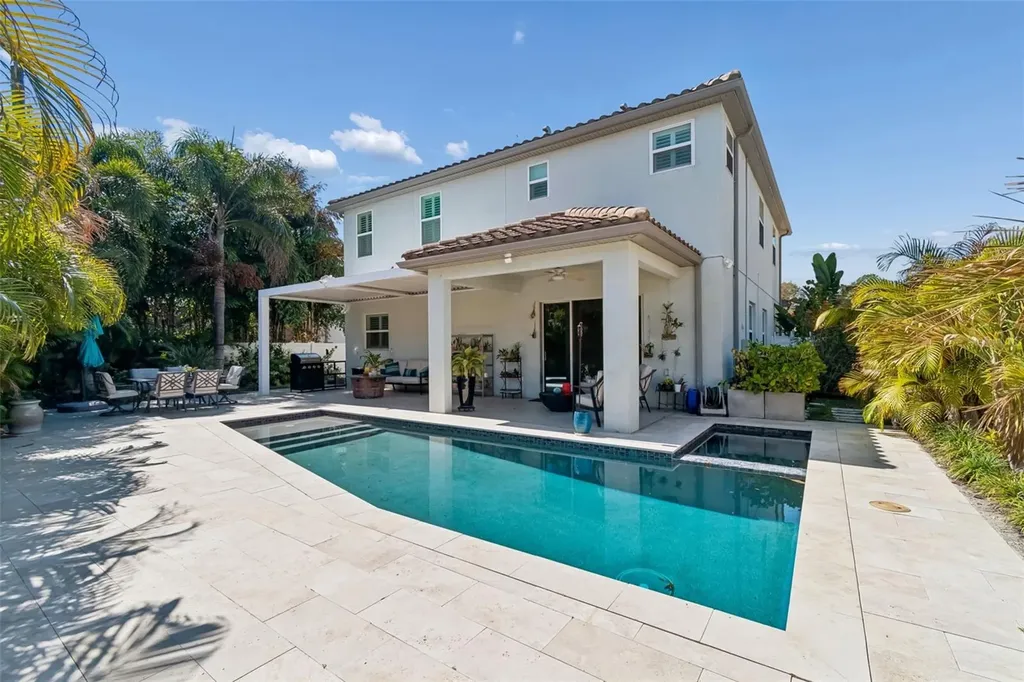 3610 E Clark Circle Tampa FL 33629