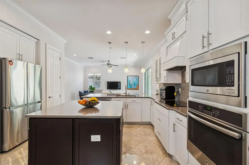 3610 E Clark Circle Tampa FL 33629