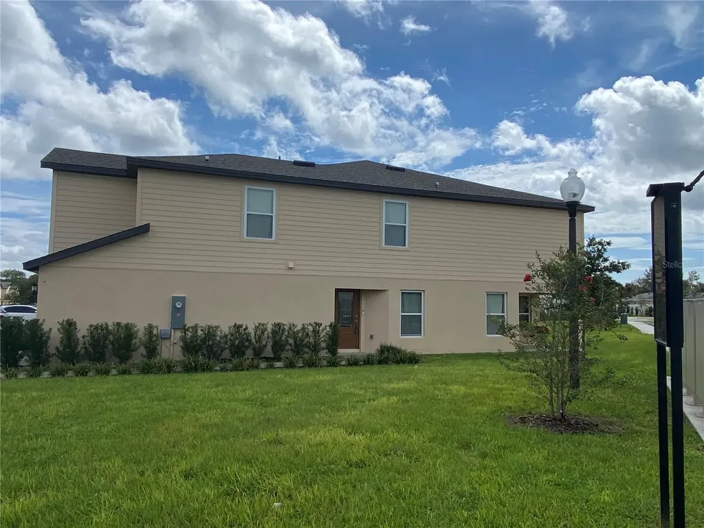 1523 Wynford Circle Tavares FL 32778