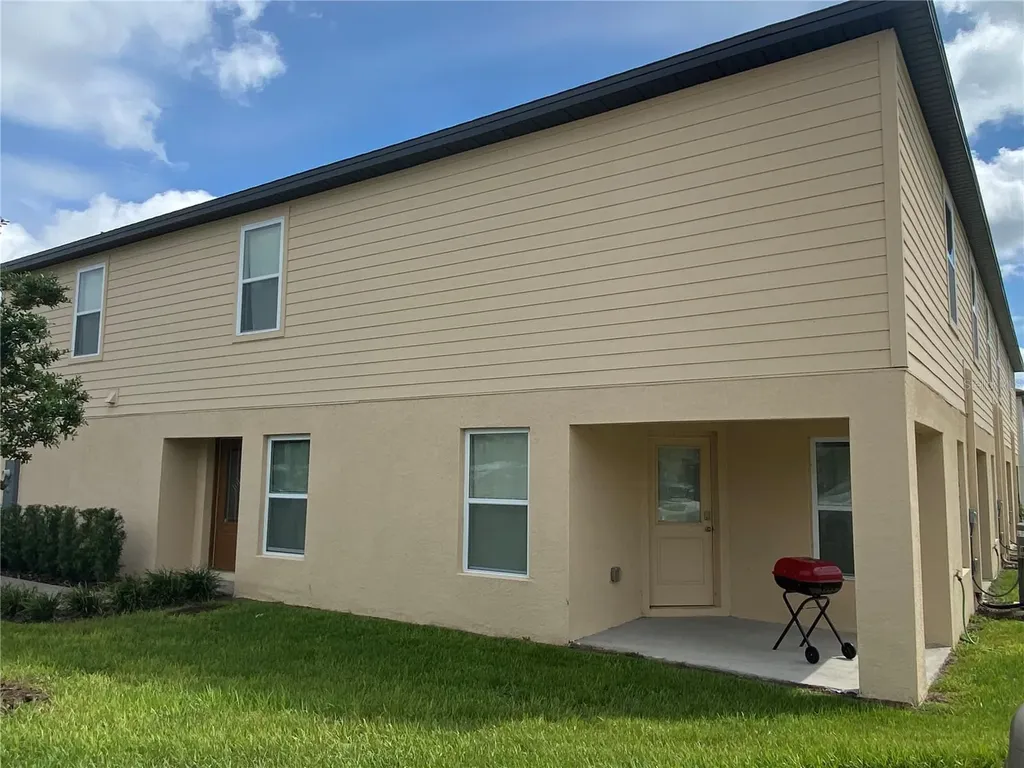 1523 Wynford Circle Tavares FL 32778