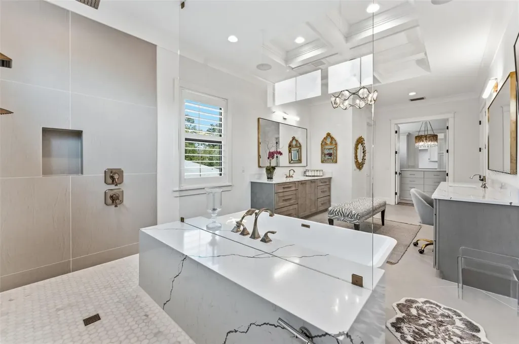 209 S Hubert Avenue Tampa FL 33609