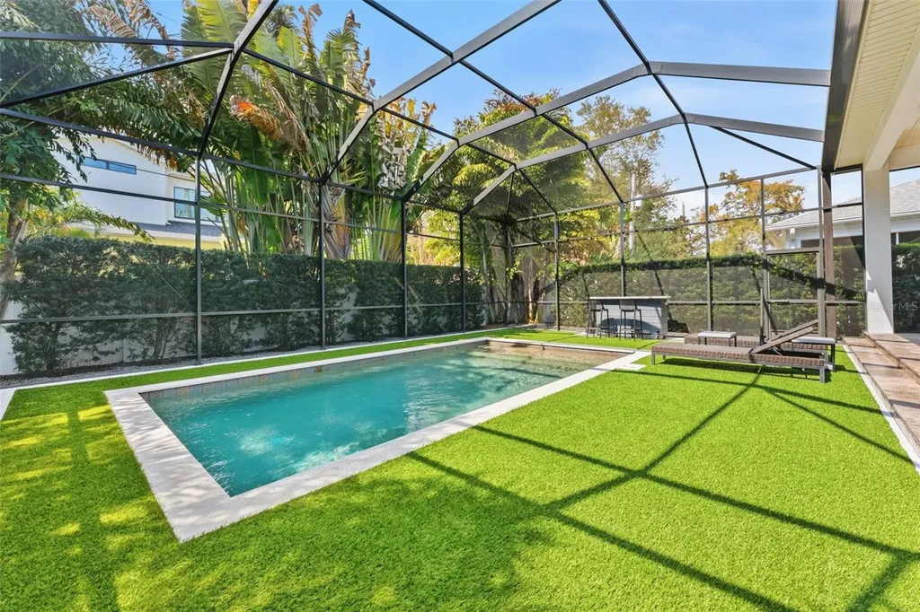 209 S Hubert Avenue Tampa FL 33609