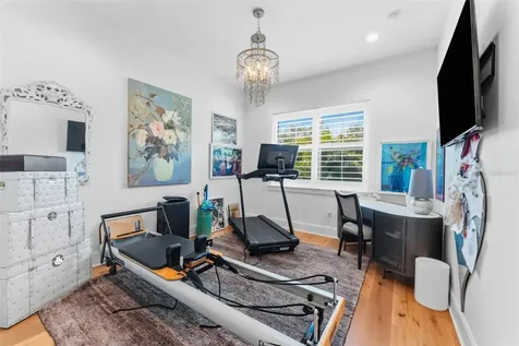 209 S Hubert Avenue Tampa FL 33609