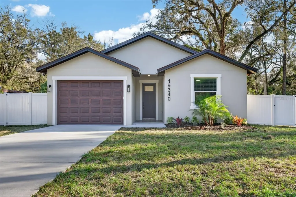 19340 Center Street Brooksville FL 34601