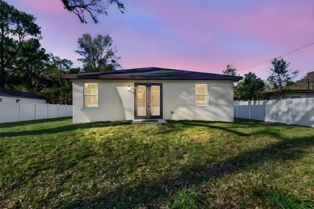 19340 Center Street Brooksville FL 34601
