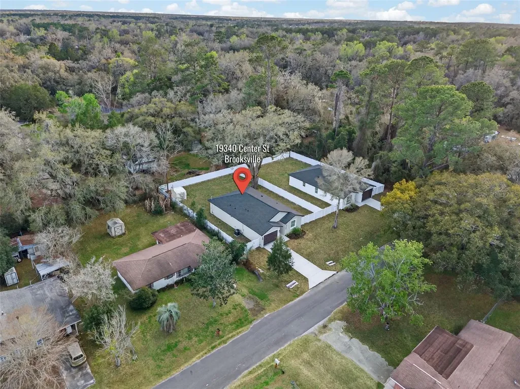 19340 Center Street Brooksville FL 34601