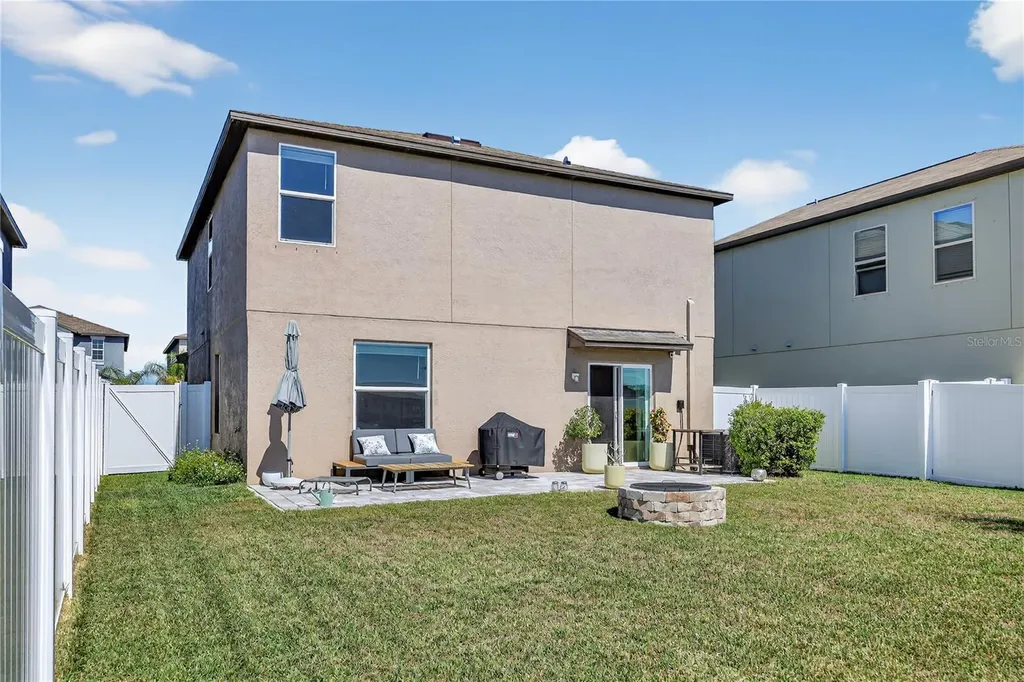 416 Royal Empress Drive Ruskin FL 33570