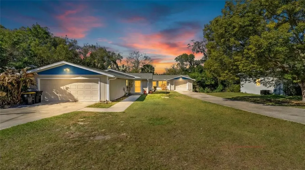 951 & 953 Beau Court Orange City FL 32763