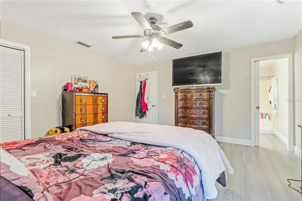 951 & 953 Beau Court Orange City FL 32763