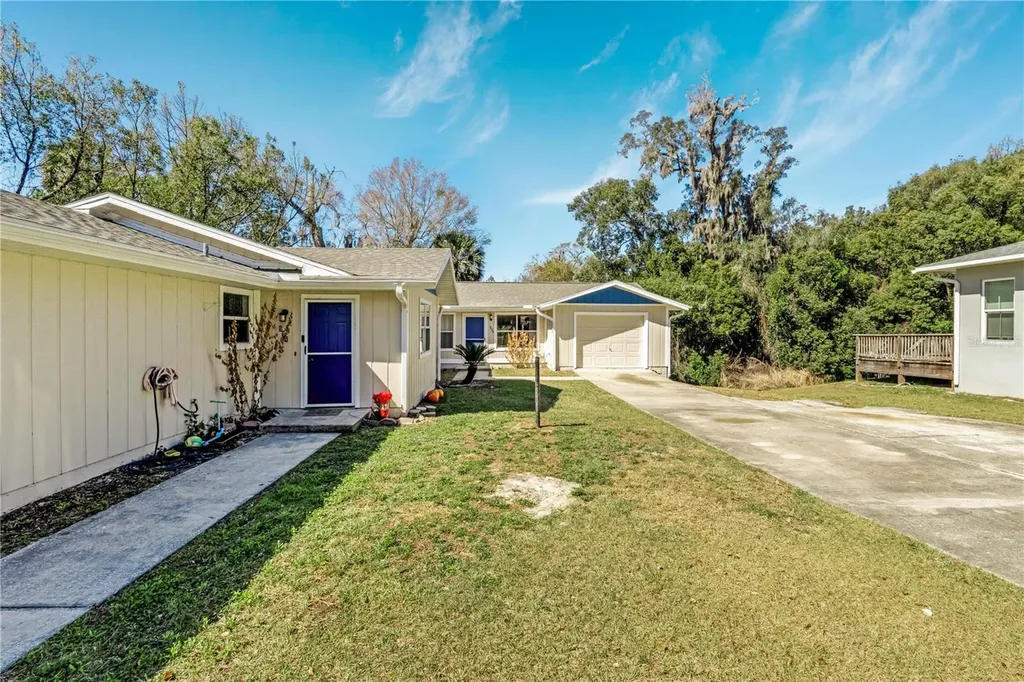 951 & 953 Beau Court Orange City FL 32763