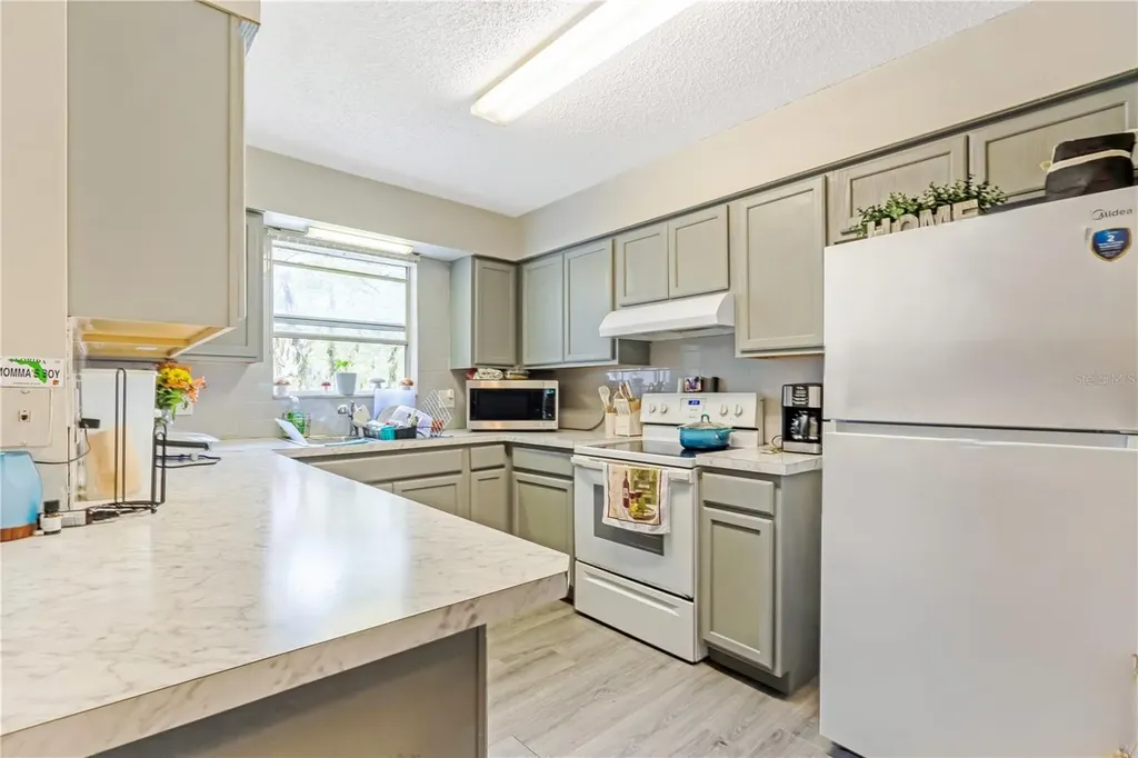 951 & 953 Beau Court Orange City FL 32763