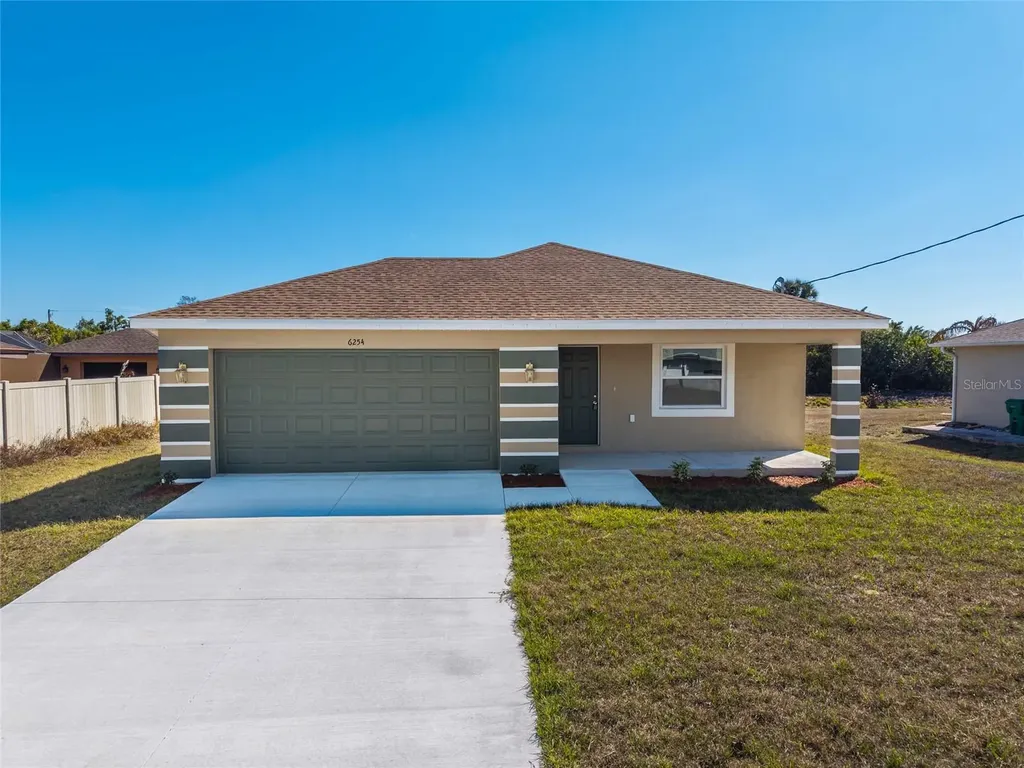 6254 Spinnaker Boulevard Englewood FL 34224