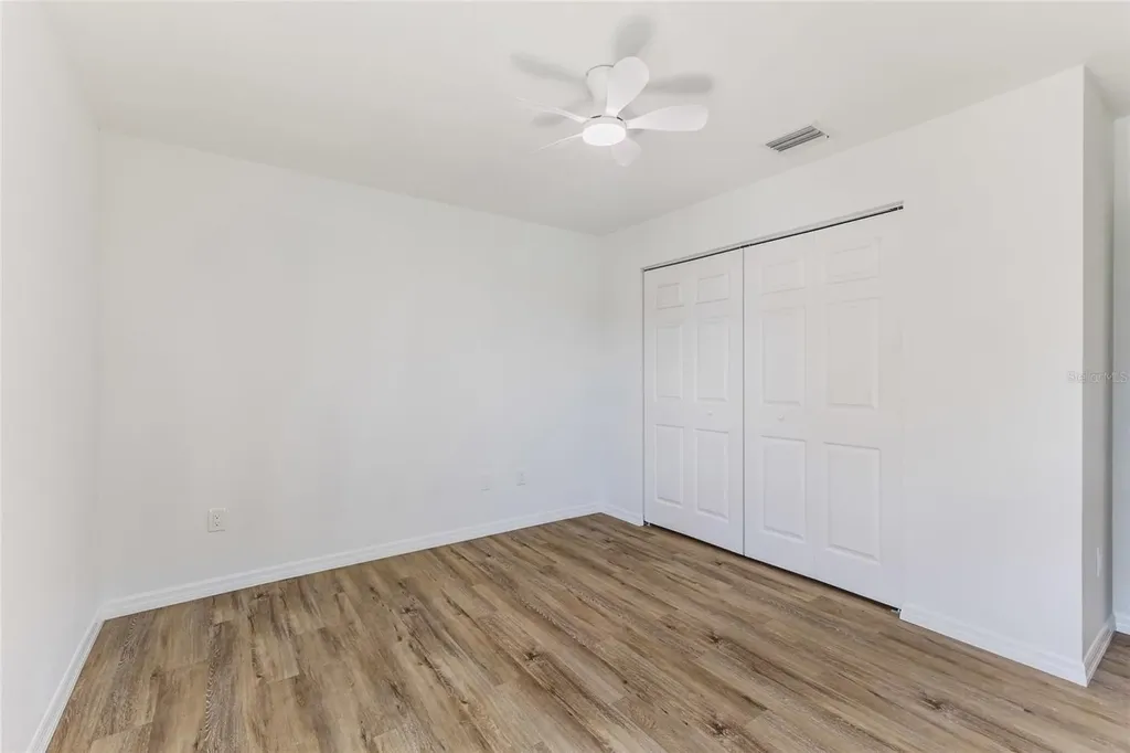 6254 Spinnaker Boulevard Englewood FL 34224