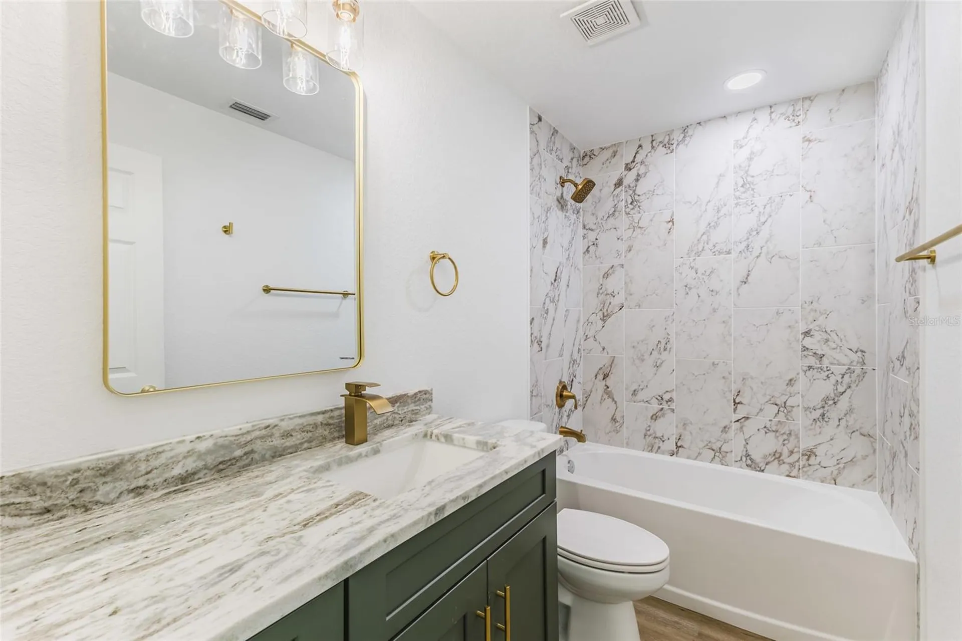 6254 Spinnaker Boulevard Englewood FL 34224