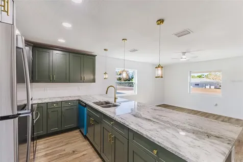 6254 Spinnaker Boulevard Englewood FL 34224
