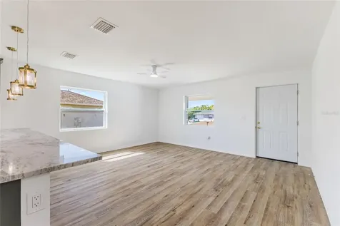 6254 Spinnaker Boulevard Englewood FL 34224