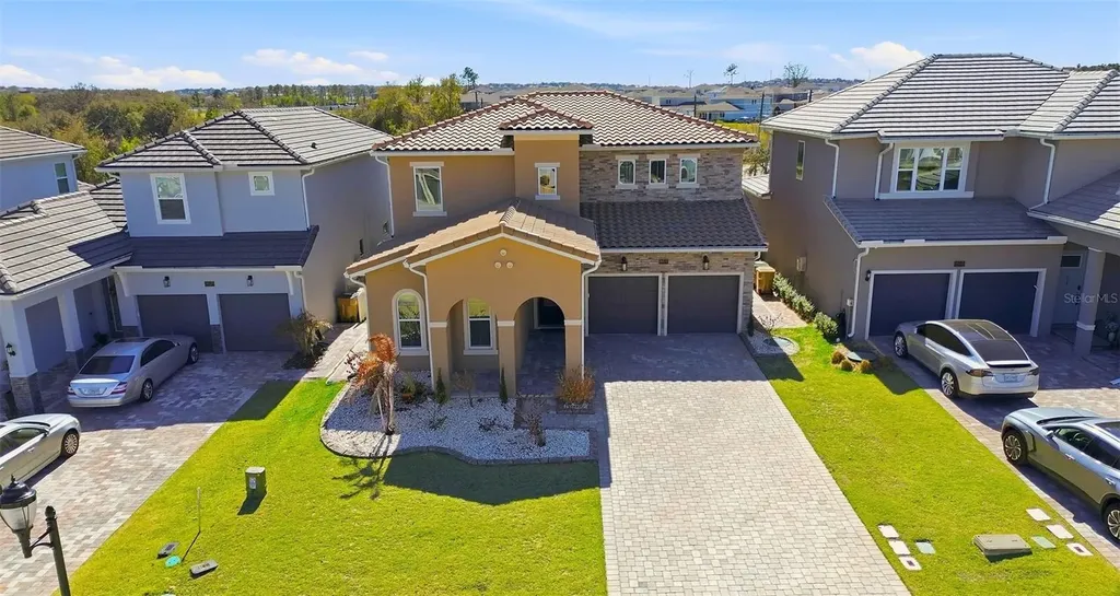 16131 Volterra Point Bella Collina FL 34756