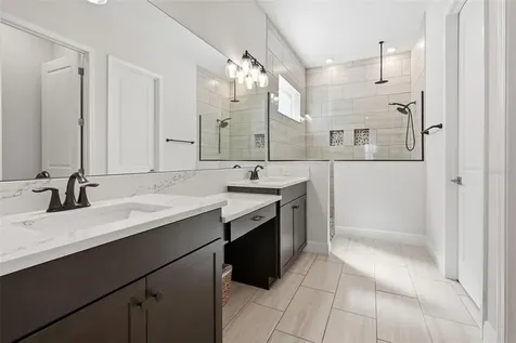 16131 Volterra Point Bella Collina FL 34756