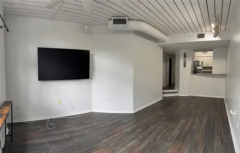 2320 W Azeele Street Tampa FL 33609